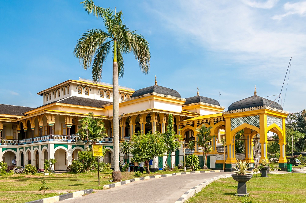 Istana Maimun wisata di sumatera utara